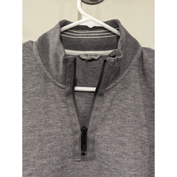Ted Baker Grey Quarter Zip Pullover Size Medium - Picture 3 of 7